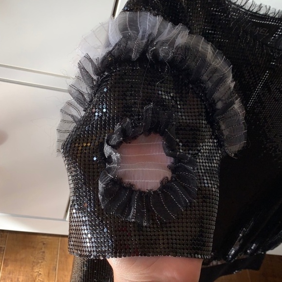 Circa Chanel 2008 Runway Sequin Black Silk top Sz 38 - Picture 4 of 13